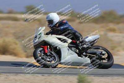 media/Mar-21-2025-CVMA Friday Practice (Fri) [[30cd4fe323]]/5-Racer 4/Session 4 (Turn 16)/